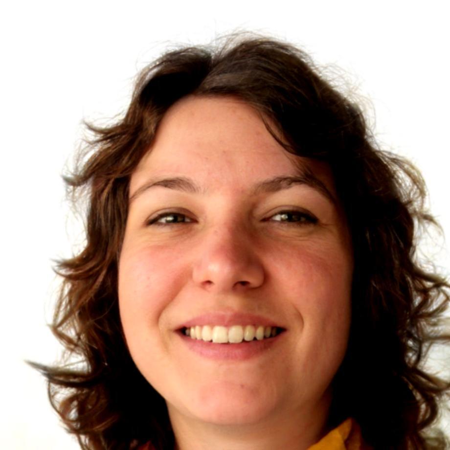 Lamiya Huseynzade, Design Coordinator at Plonketo Sesmone